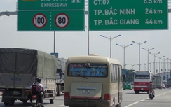 Xử nghiêm xe 4 chỗ chạy ngược chiều cao tốc Hà Nội-Bắc Giang
