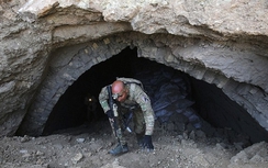 Cận cảnh hầm ngầm bí mật IS dùng đào tạo chiến binh