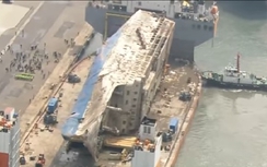 Cận cảnh phà Sewol tại chân cảng Mokpo