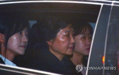 Bà Park Geun-hye bị bắt, chính trường Hàn Quốc thế nào?