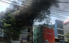 Cháy dữ dội giữa trung tâm Sài Gòn