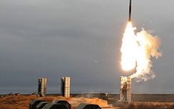 Nga cho tên lửa S-300, S-400 tập trận bắn đạn thật ở Astrakhan