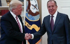 Lavrov: Hãy để ông Trump tự chọn hình thức quan hệ với Nga