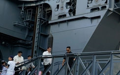 Tổng thống Philippines lên, khen hết lời chiến hạm lớn nhất của Nhật Bản