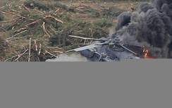 Indonesia: Rơi trực thăng khi đang đi cứu hộ, chết toàn bộ 8 người