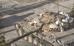 Tăng T-72 Syria trúng tên lửa phiến quân nhưng vẫn chiến đấu tiếp