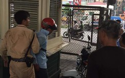 Hà Nội: Người vi phạm đốt xe máy ngay tại chốt CSGT