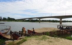 CSGT Quảng Nam liên tiếp bắt giữ thuyền khai thác cát trái phép