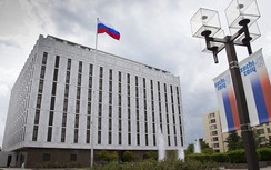 Mỹ bắt đầu lục soát văn phòng Thương vụ Nga ở thủ đô Washington