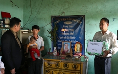 Ban ATGT Lâm Đồng thăm hỏi gia đình nạn nhân tử vong vì TNGT
