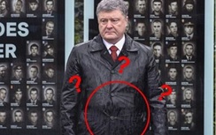 Dưới áo choàng của ông Poroshenko có gì lạ?