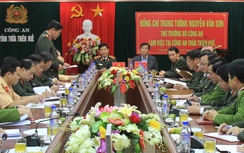 Lãnh đạo Bộ Công an chỉ đạo công tác ANTT dịp Tết tại Huế