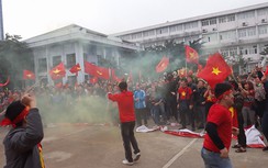 Cả nước vỡ òa trước pha gỡ hòa xuất sắc của U23 Việt Nam