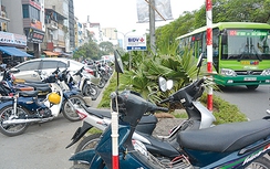 Hà Nội: Hàng loạt bãi trông giữ xe vi phạm bị xử lý