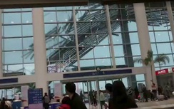 Gió mạnh, mưa lớn làm tốc mái sân bay Trung Quốc