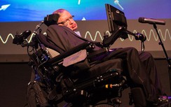 Thiên tài vật lý Stephen Hawking qua đời ở tuổi 76