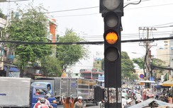 Hà Nội: Nhiều đường lắp thêm đèn tín hiệu giao thông