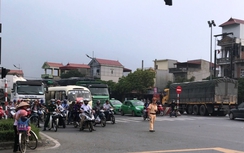 CSGT Ninh Bình căng mình điều tiết giao thông ngày đầu nghỉ lễ 30/4
