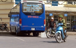 Công an điều tra dịch vụ bắt chẹt khách ở bến xe Yên Nghĩa