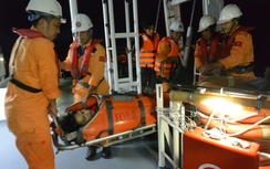 Kịp thời cứu chữa thuyền viên bị tai biến tại quần đảo Hoàng Sa
