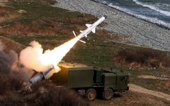 Căng thẳng với Ucraine, Nga triển khai hàng loạt tên lửa Bal