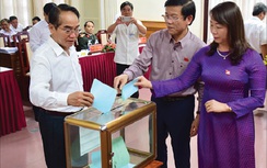 Chủ tịch HĐND Thừa Thiên-Huế có số phiếu tín nhiệm cao nhiều nhất