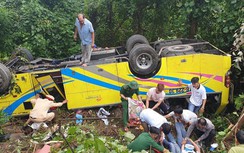 Hiện trường tai nạn trên đèo Hải Vân khiến 21 sinh viên bị thương
