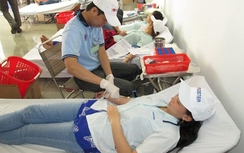 Hiến máu tình nguyện “Vì nạn nhân TNGT”