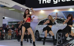Clip: Ca sĩ Đông Nhi "quậy tung" Audi tại VIMS 2015