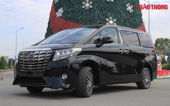 "Chuyên cơ mặt đất" Toyota Alphard đến Việt Nam