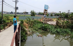 Bàng hoàng phát hiện thi thể đang phân hủy trên sông Sài Gòn
