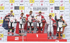 Tay đua Việt Nam đầu tiên vô địch chặng đua mô tô thế giới