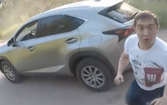Lao vào đánh nhau, tài xế xe sang Lexus nhận quả đắng