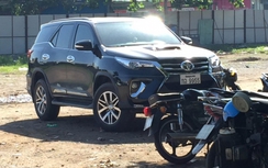 Toyota Fortuner 2016 đầu tiên tại Việt Nam xuất hiện ở bãi đậu xe