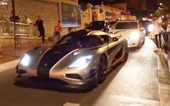 Nữ tay đua sexy cầm lái Koenigsegg One:1 giá hơn 60 tỷ đồng