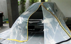 Bảo vệ ô tô ngập nước bằng túi ni-lông đơn giản mà hiệu quả