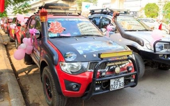 Dàn xe bán tải Mitsubishi Triton đón dâu gây xôn xao tại Hà Nội
