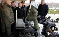 Ông Putin nói về mẫu "robot chiến đấu như người thật"