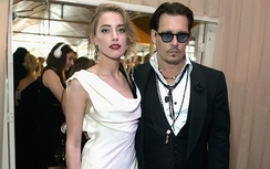 "Cướp biển" Johnny Depp kết hôn với diễn viên lưỡng tính