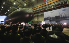 Mỹ giữ phòng thủ tên lửa, Nga nâng cấp hạm đội tàu ngầm