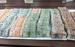 Singapore bắt hai người Việt Nam ăn trộm nửa triệu đô