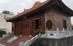 Những ngôi chùa xây trên đỉnh chung cư ở Hà Nội