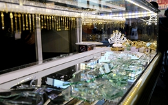 Vụ vác búa vào tiệm vàng: Bắt 5 người bán vàng giúp kẻ cướp