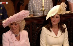 Công nương Kate Middleton 'lườm' mẹ kế trong đám cưới em chồng