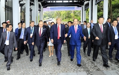 Những hình ảnh ấn tượng của Tổng thống Mỹ Donald Trump tại Đà Nẵng