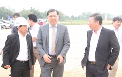 Chủ tịch Đà Nẵng: Tình trạng xả thải ven biển rất đau đầu