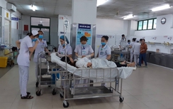 Tin mới vụ xe khách rơi đèo Hải Vân, 22 sinh viên gặp nạn