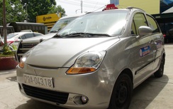 Taxi báo cước 62.000, tài xế "chém" nữ khách 7 triệu đồng