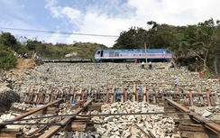 Ngành đường sắt đang “khát vốn” để khắc phục thiệt hại bão lũ