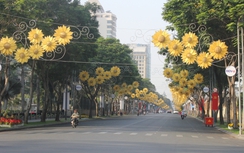 Đường phố Sài Gòn tĩnh lặng ngày đầu năm mới 2016